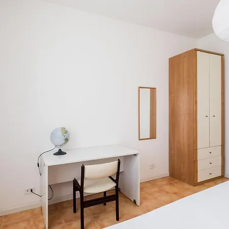 Apartman Pisano 25 *