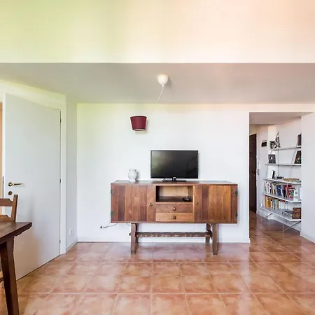 Pisano 25 Apartamento *